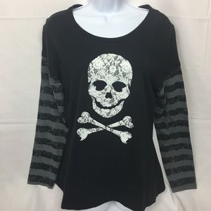 Jerry Leigh Black Skull long sleeve  Size XXL Jr’s